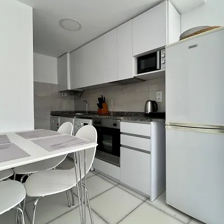 Primera Linea Con Piscina En