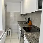 Primera Linea Con Piscina En *