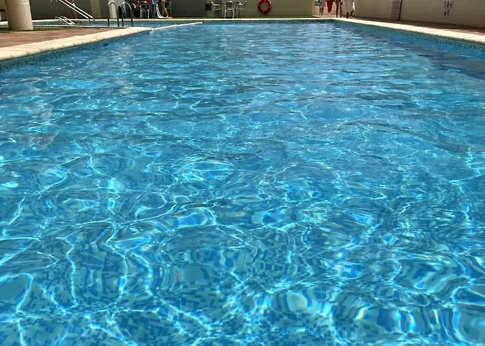 Primera Linea Con Piscina En 卡尔佩